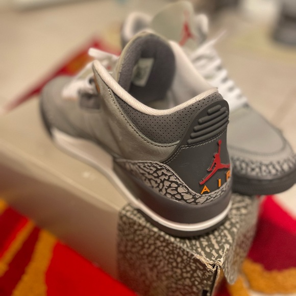 Air Jordan 3 Cool Grey size 10 Brand new with receipt! - Picture 2 of 16